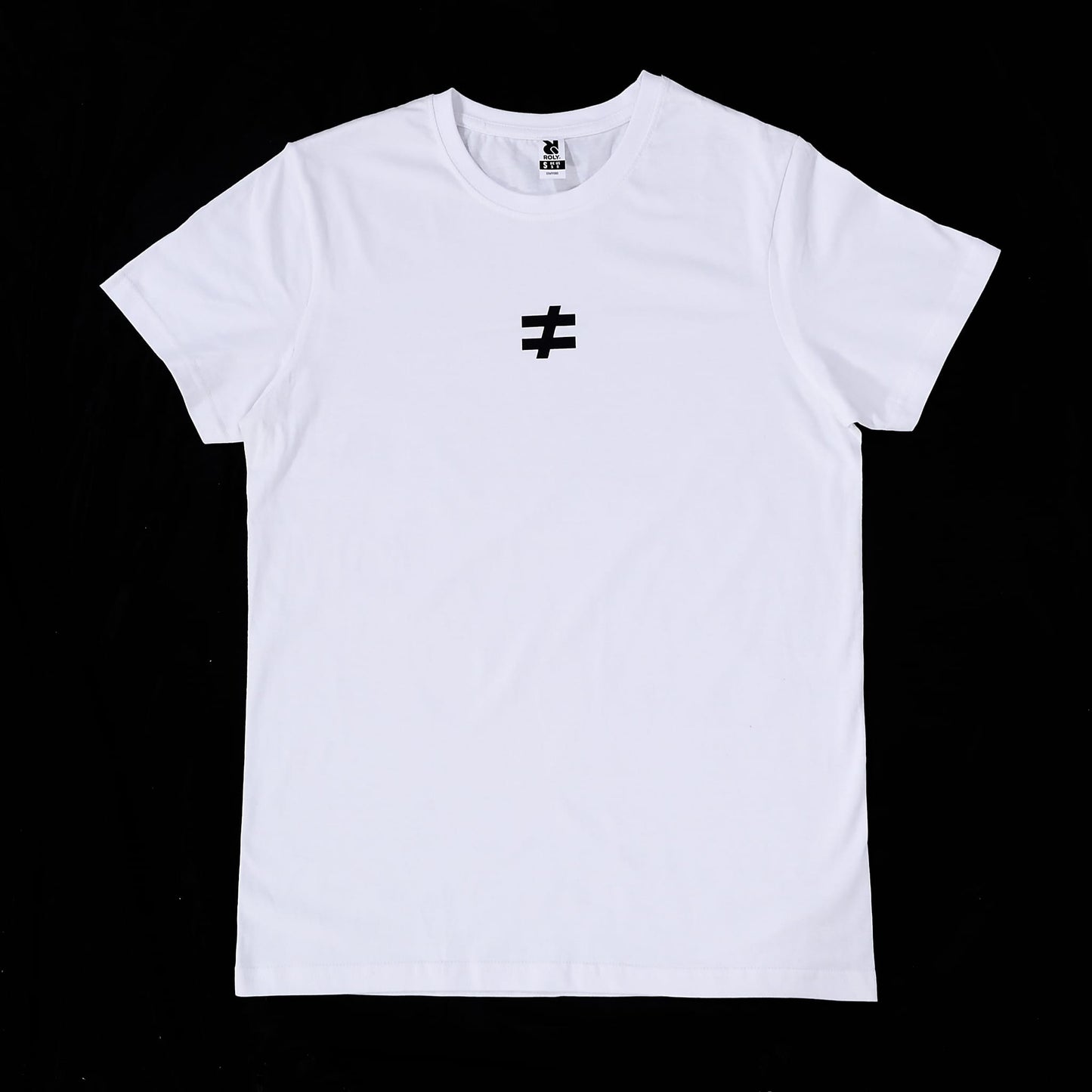 02. Essential Tee